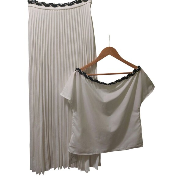 NWT Commense White Top & Pleated Maxi Skirt W/ Black & White Trim Size Small - Picture 9 of 11